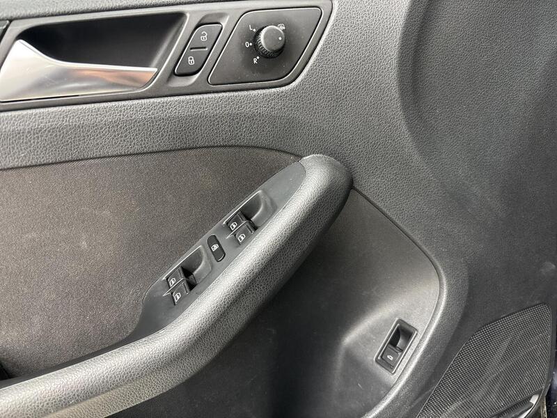 Volkswagen Jetta vaihtoauto