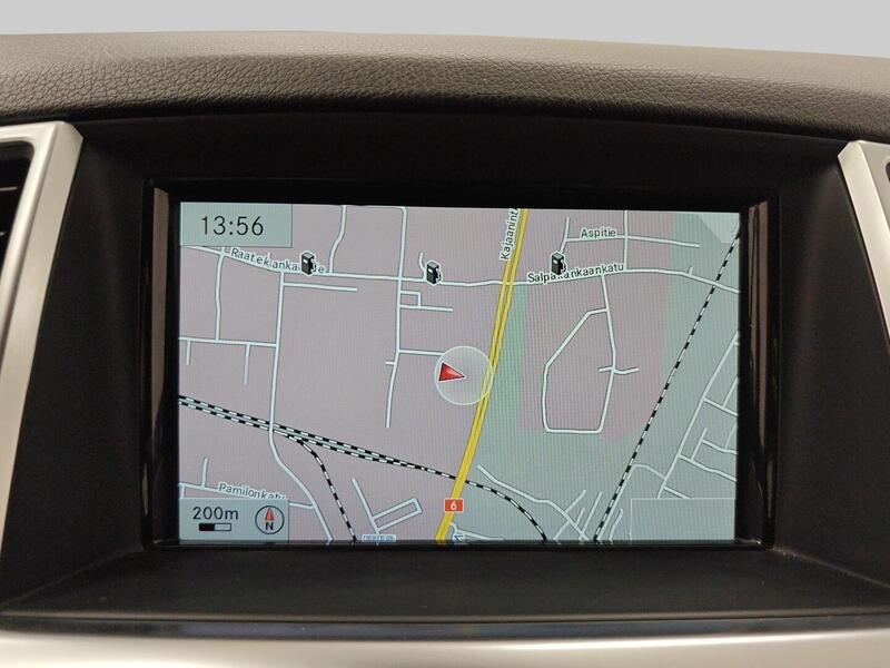 Mercedes-Benz ML vaihtoauto