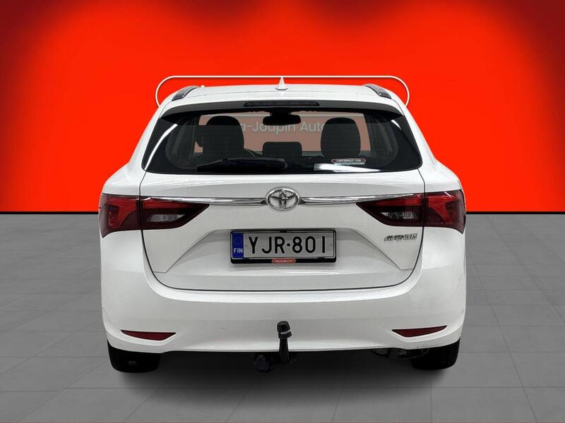 Toyota Avensis vaihtoauto