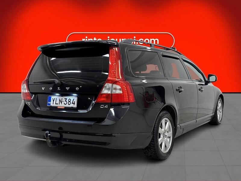 Volvo V70 vaihtoauto