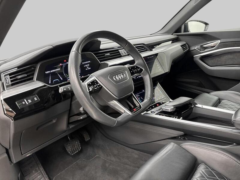 Audi e-tron vaihtoauto