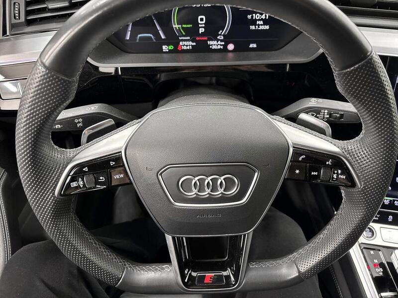 Audi e-tron vaihtoauto