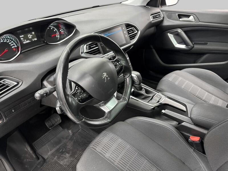 Peugeot 308 vaihtoauto