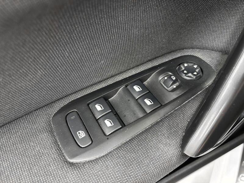 Peugeot 308 vaihtoauto