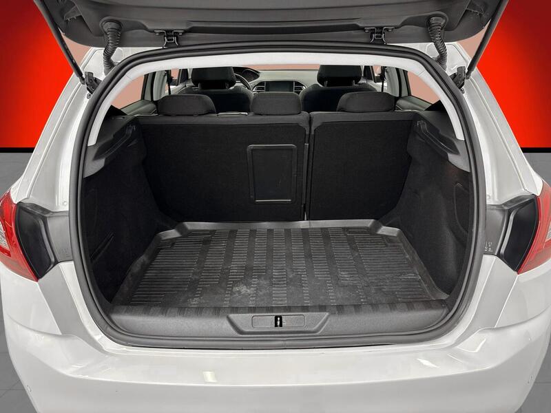 Peugeot 308 vaihtoauto