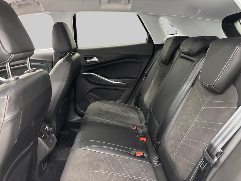 Opel Grandland vaihtoauto