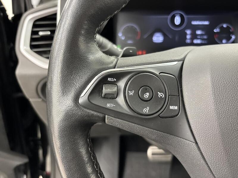 Opel Grandland vaihtoauto