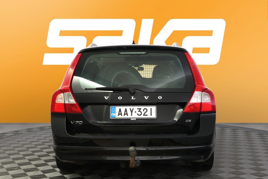 Volvo V70 vaihtoauto