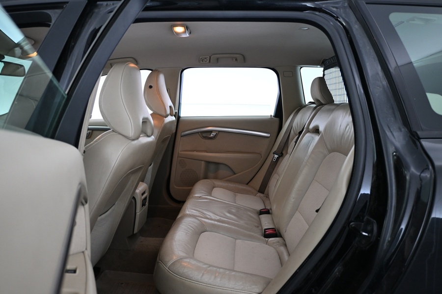 Volvo V70 vaihtoauto