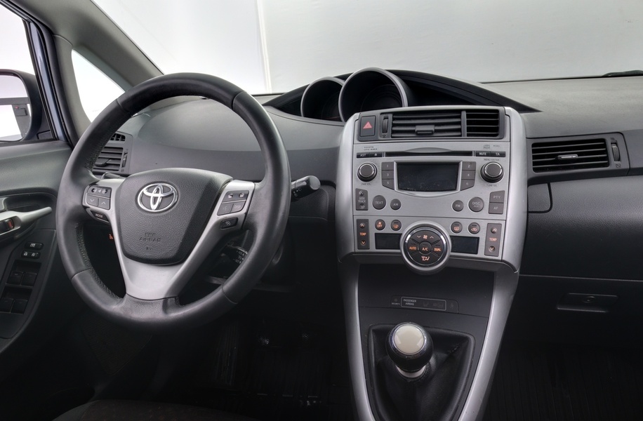 Toyota Verso vaihtoauto