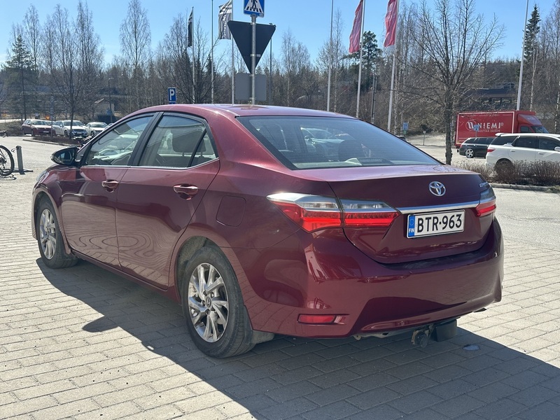 Toyota Corolla vaihtoauto