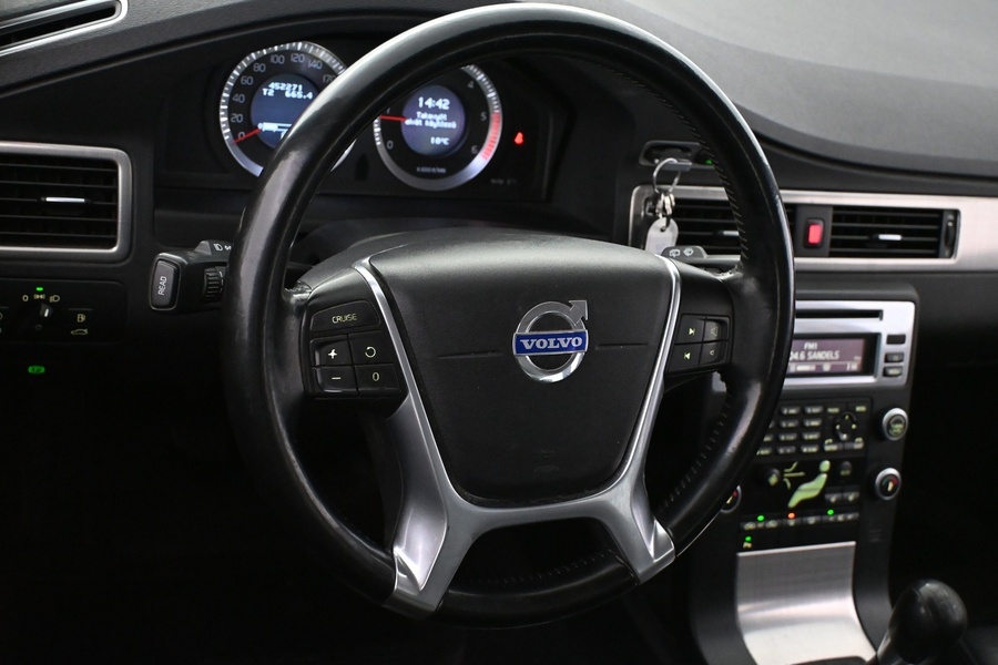 Volvo V70 vaihtoauto