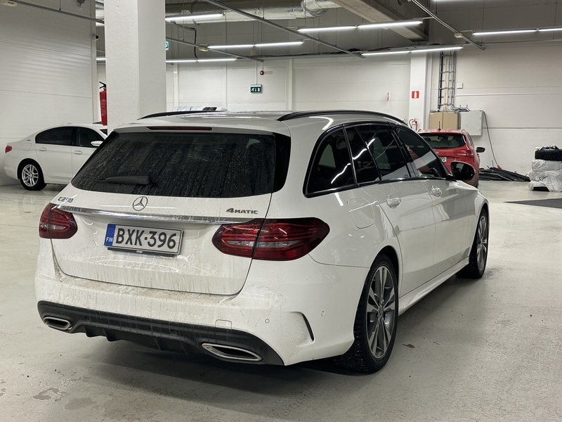 Mercedes-Benz C vaihtoauto