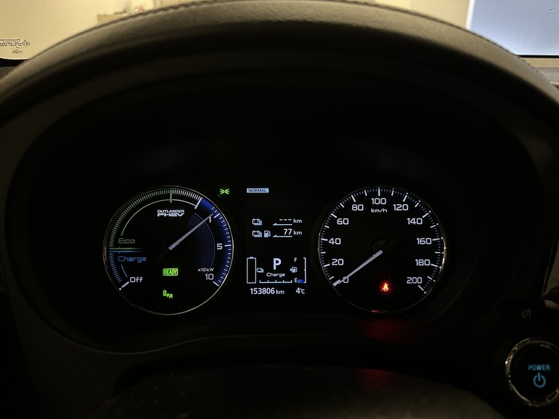 Mitsubishi Outlander PHEV vaihtoauto