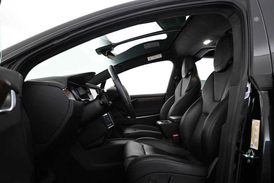 Tesla Model X vaihtoauto