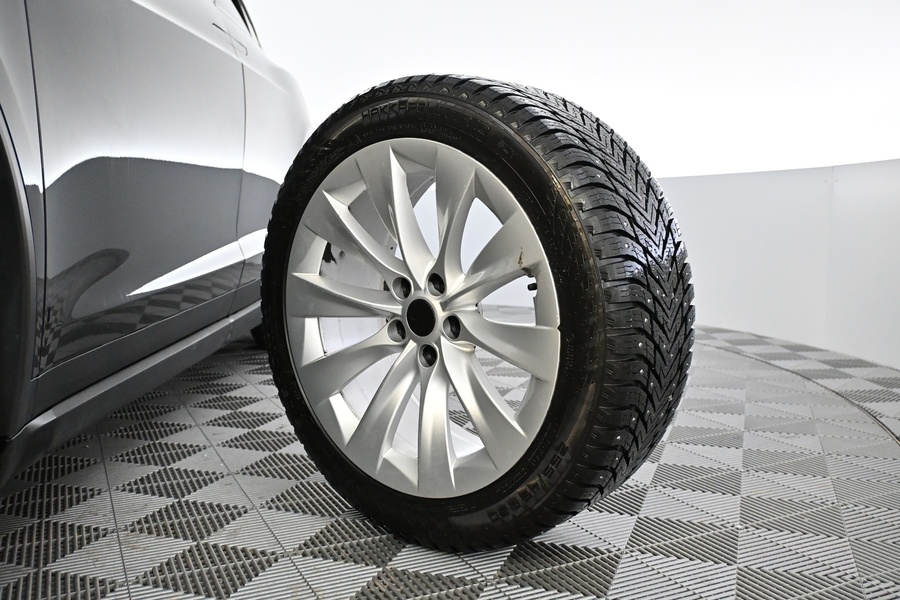 Tesla Model X vaihtoauto