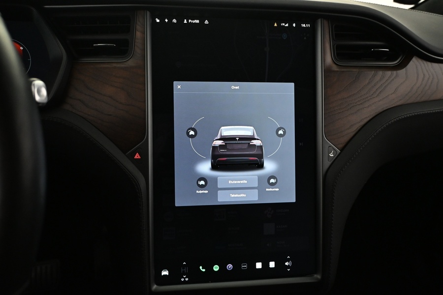 Tesla Model X vaihtoauto
