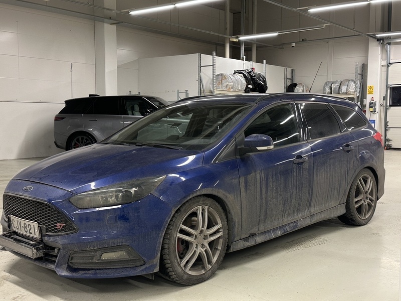 Ford Focus vaihtoauto