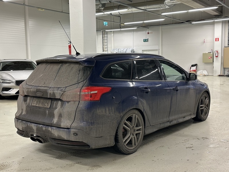 Ford Focus vaihtoauto