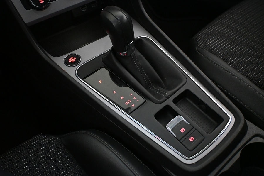 SEAT Leon vaihtoauto