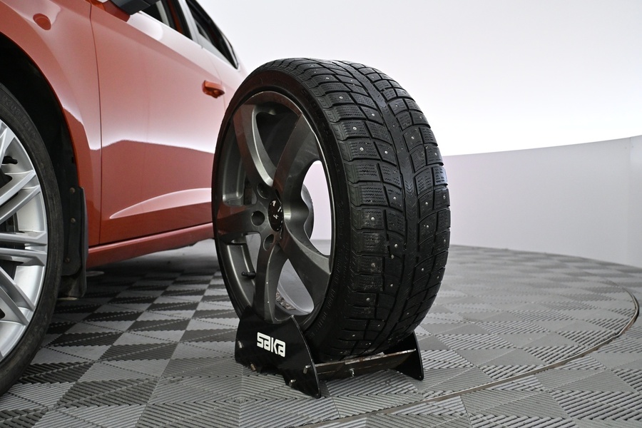 SEAT Leon vaihtoauto