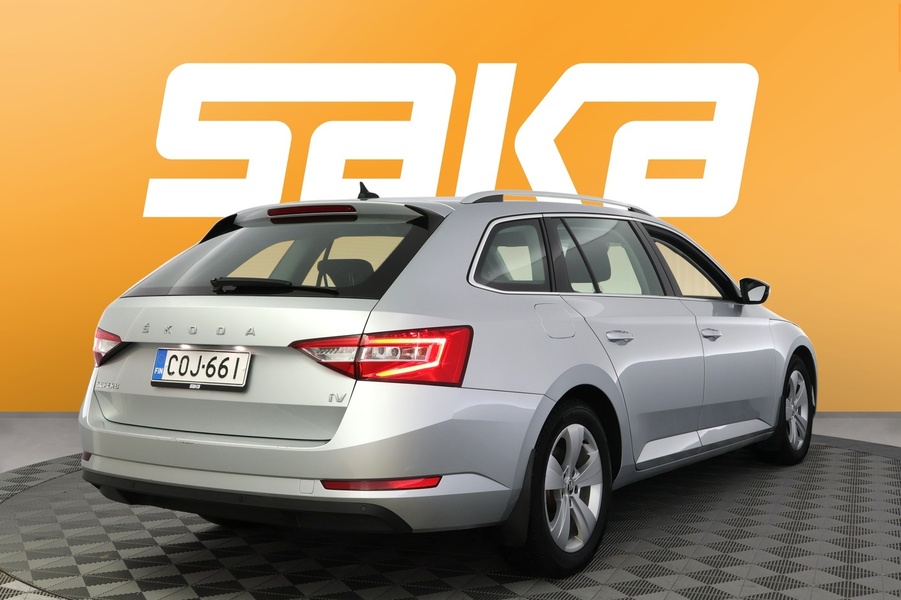 Skoda Superb vaihtoauto