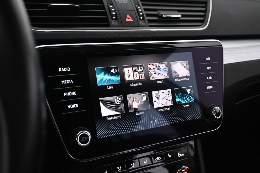 Skoda Superb vaihtoauto