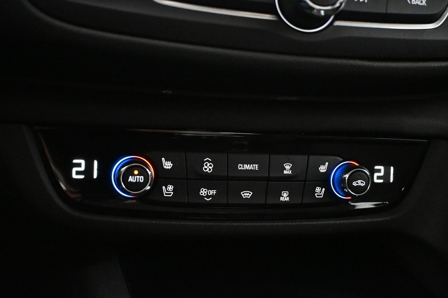 Opel Insignia vaihtoauto