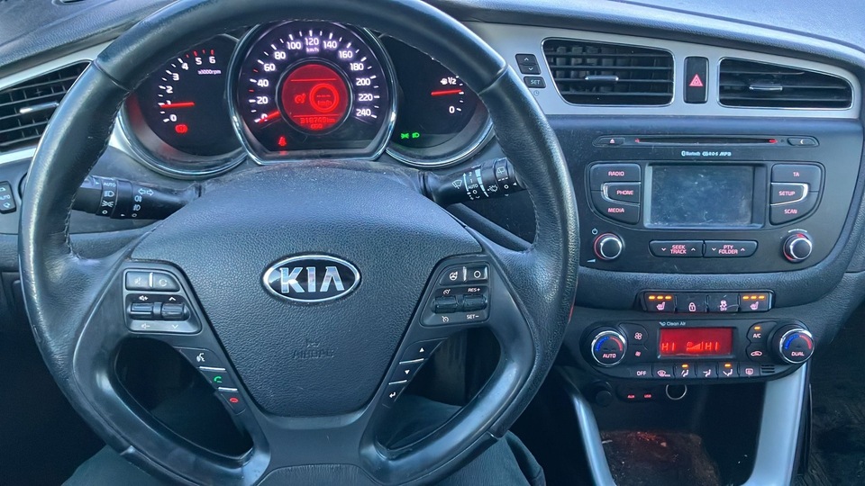 Kia Ceed vaihtoauto