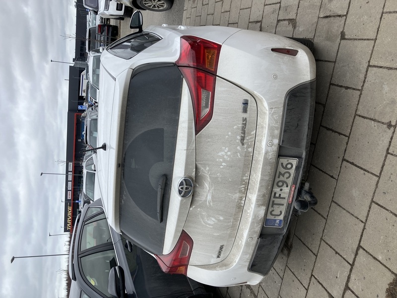 Toyota Auris vaihtoauto