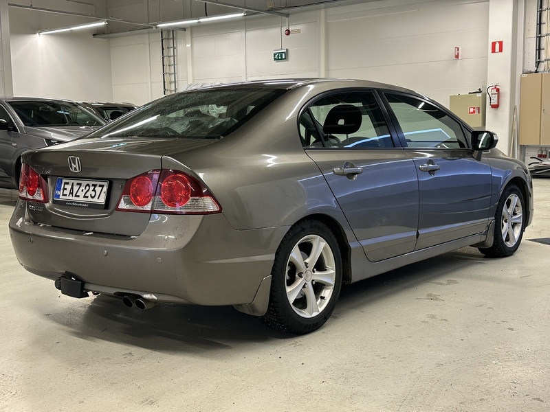 Honda Civic vaihtoauto