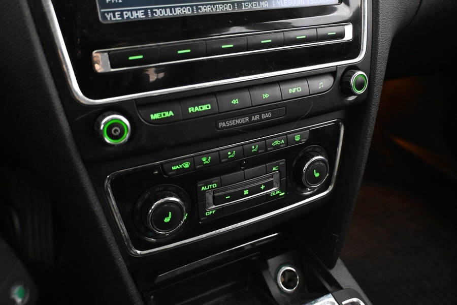 Skoda Superb vaihtoauto