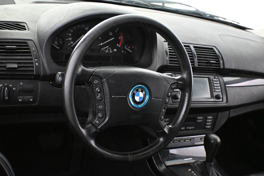 BMW X5 vaihtoauto