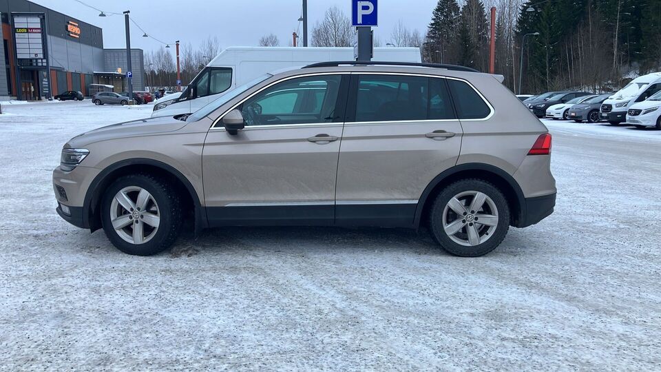 Volkswagen Tiguan vaihtoauto