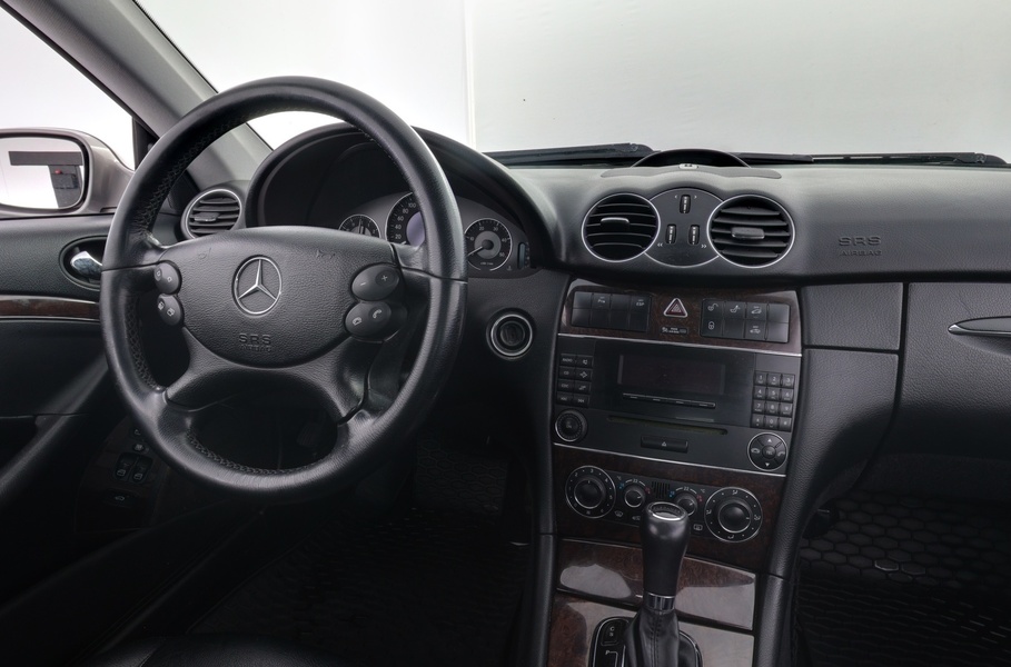 Mercedes-Benz CLK vaihtoauto