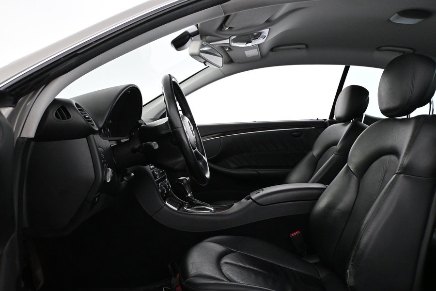 Mercedes-Benz CLK vaihtoauto