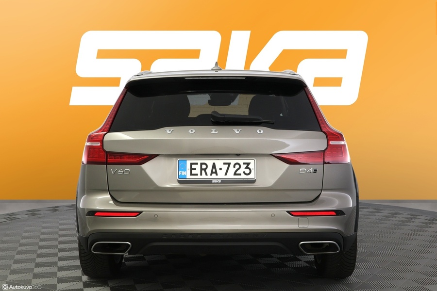 Volvo V60 Cross Country vaihtoauto