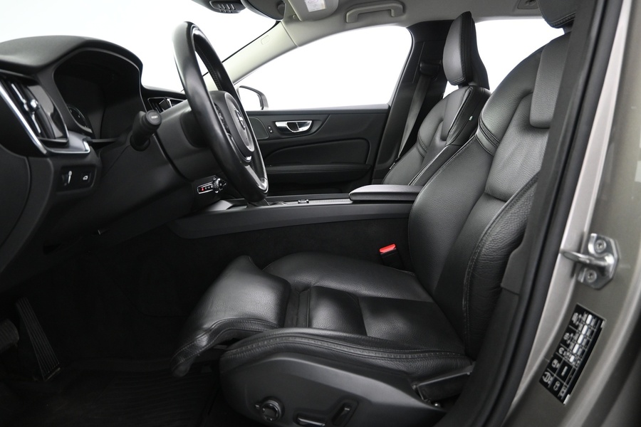 Volvo V60 Cross Country vaihtoauto