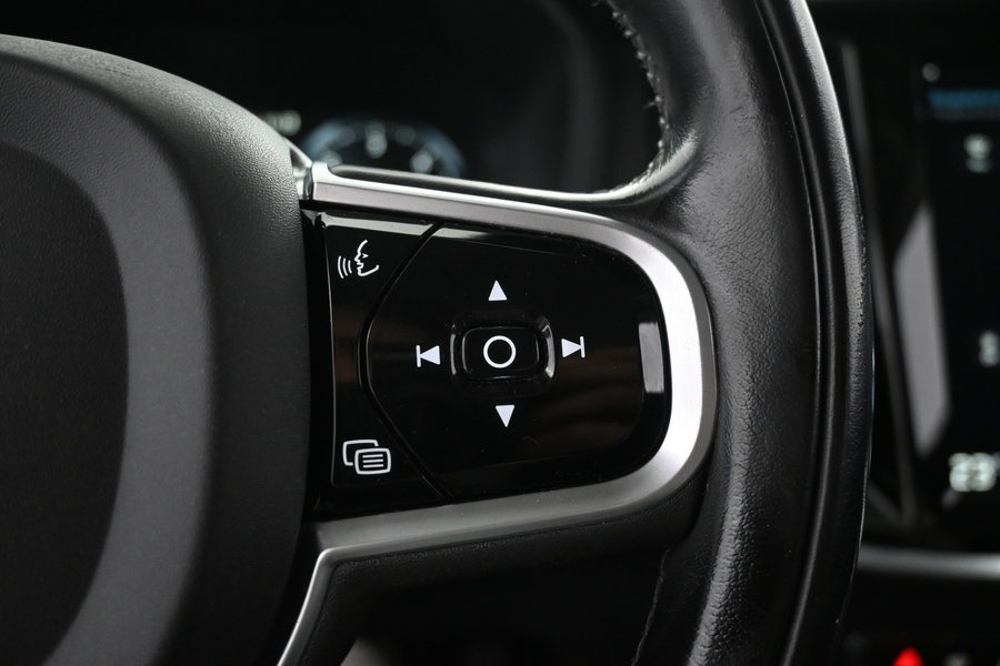Volvo V60 Cross Country vaihtoauto