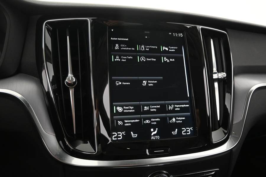 Volvo V60 Cross Country vaihtoauto