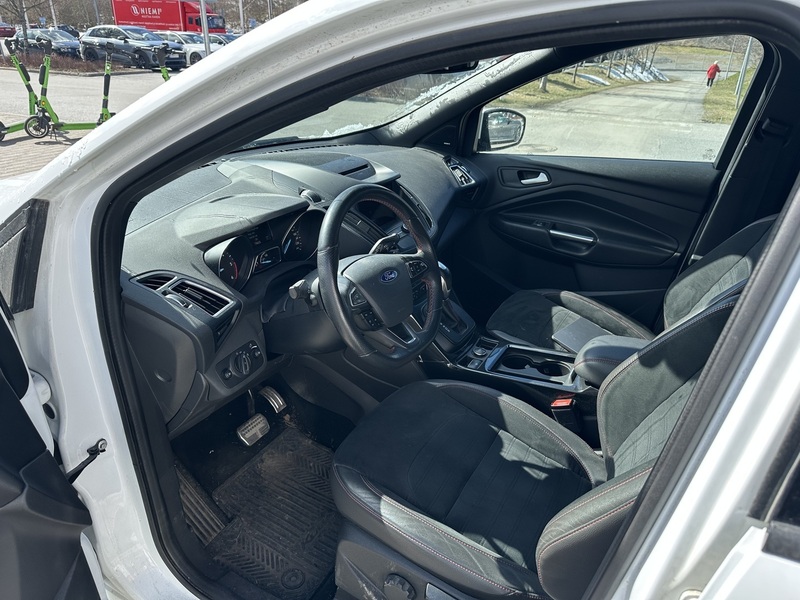 Ford Kuga vaihtoauto