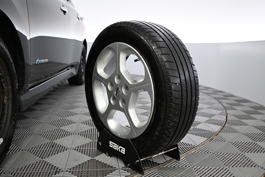 Nissan Leaf vaihtoauto