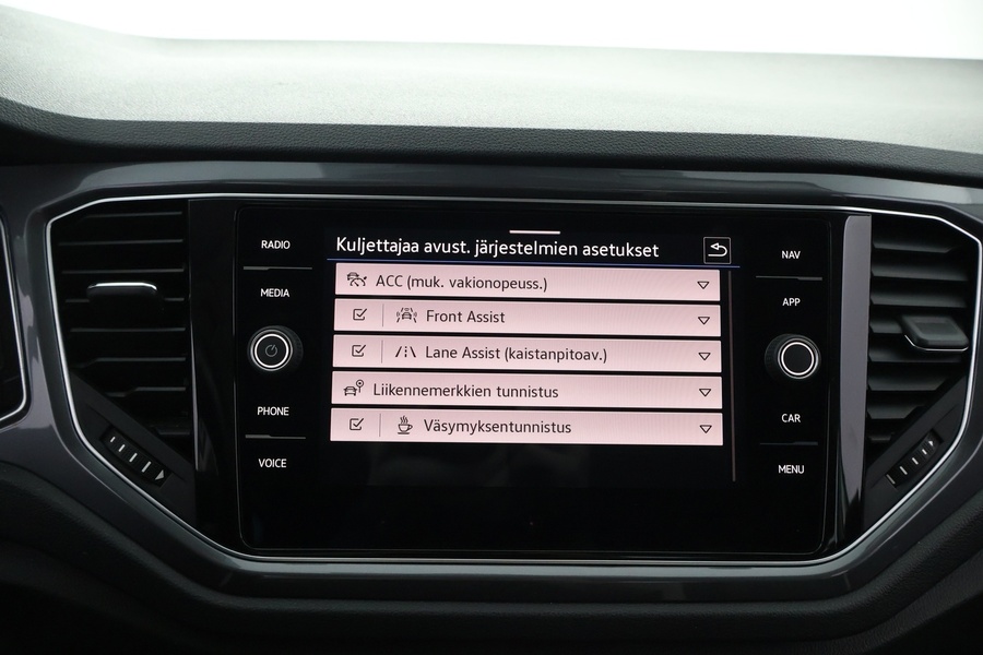 Volkswagen T-Roc vaihtoauto