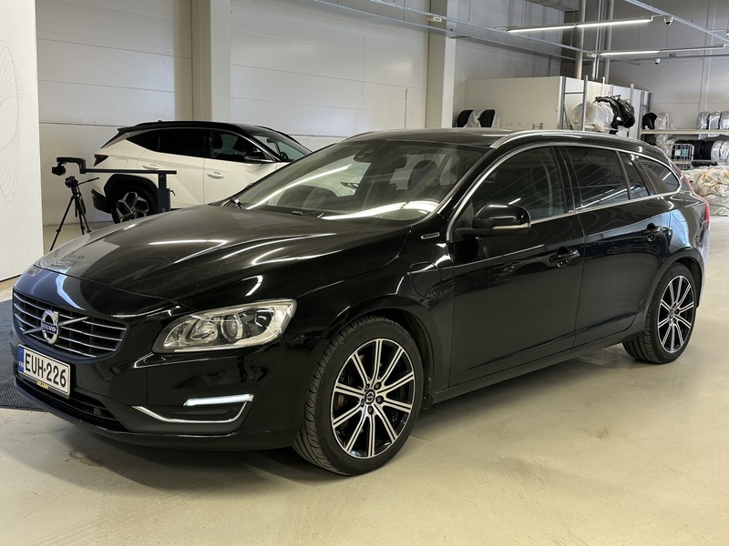 Volvo V60 vaihtoauto