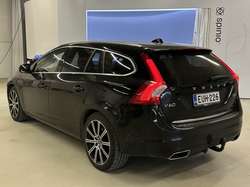 Volvo V60 vaihtoauto