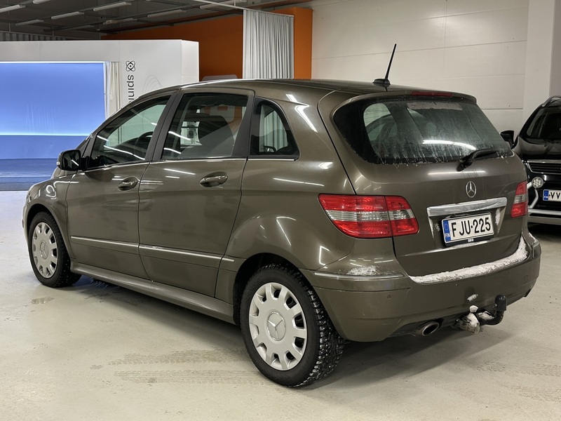 Mercedes-Benz B vaihtoauto