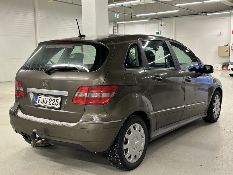 Mercedes-Benz B vaihtoauto