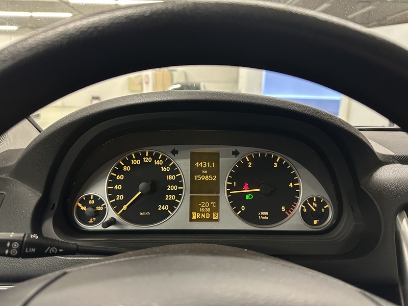 Mercedes-Benz B vaihtoauto