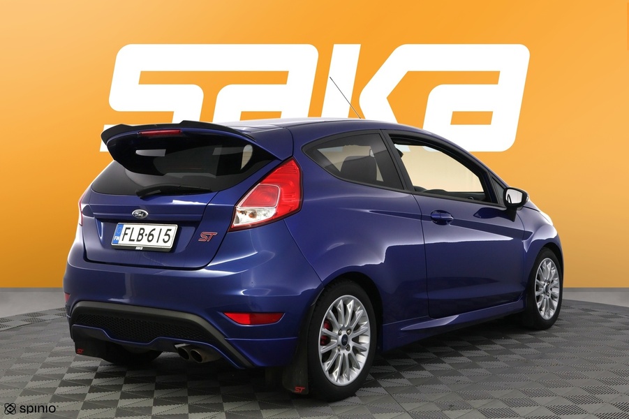 Ford Fiesta vaihtoauto