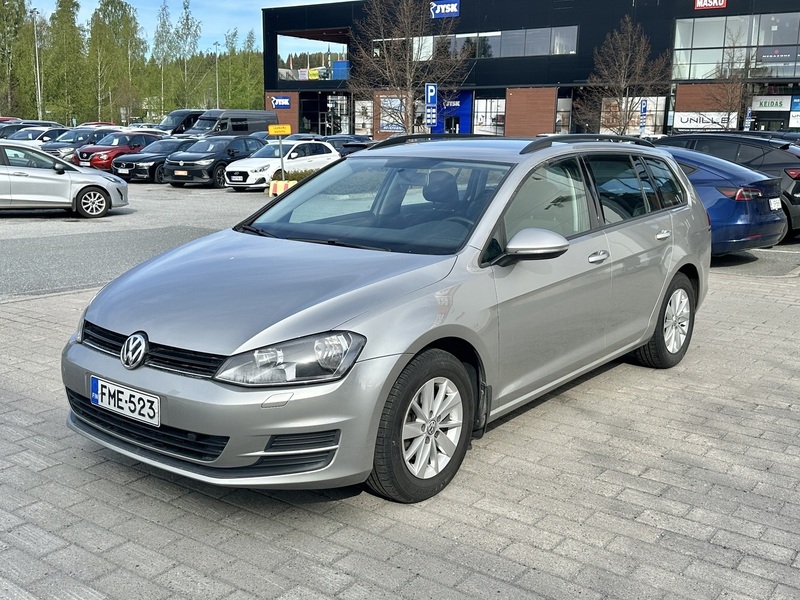 Volkswagen Golf vaihtoauto